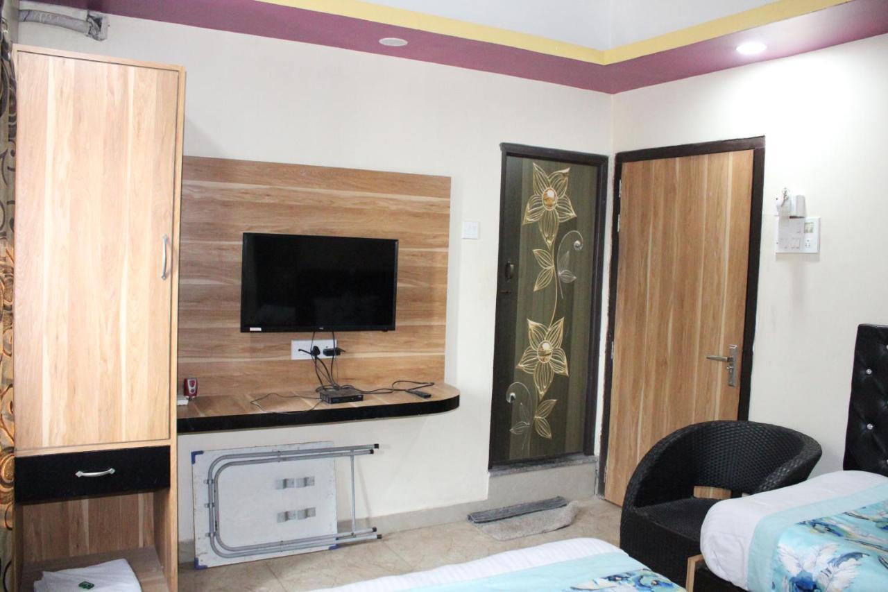 Hotel Square Park Dibrugarh Exteriör bild