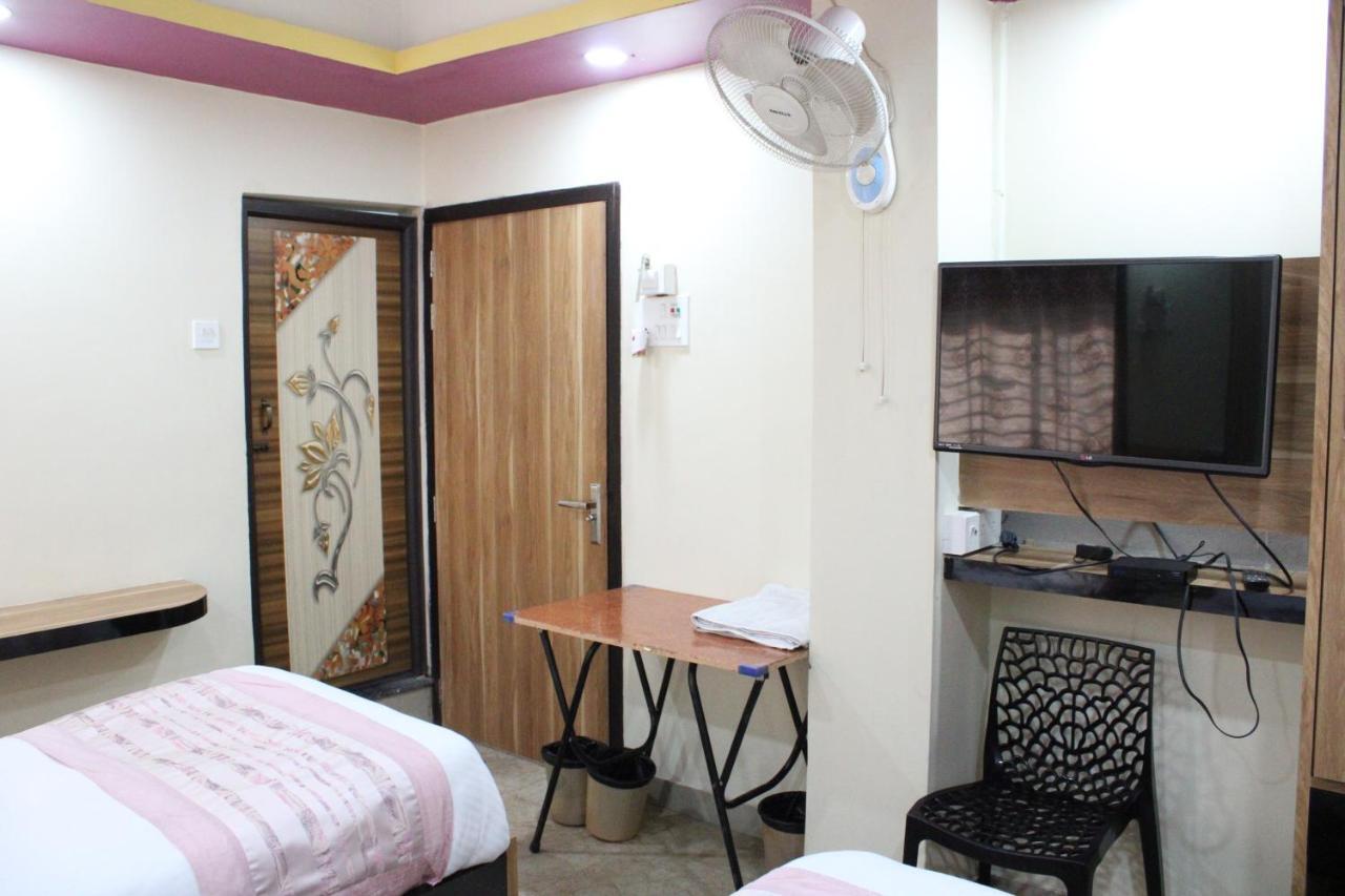 Hotel Square Park Dibrugarh Exteriör bild
