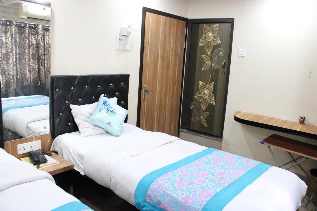 Hotel Square Park Dibrugarh Exteriör bild