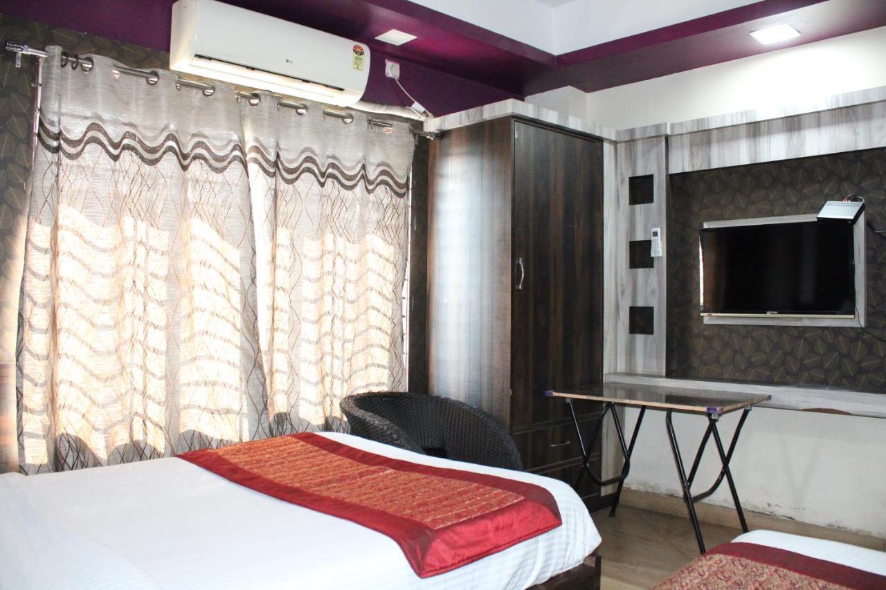 Hotel Square Park Dibrugarh Exteriör bild